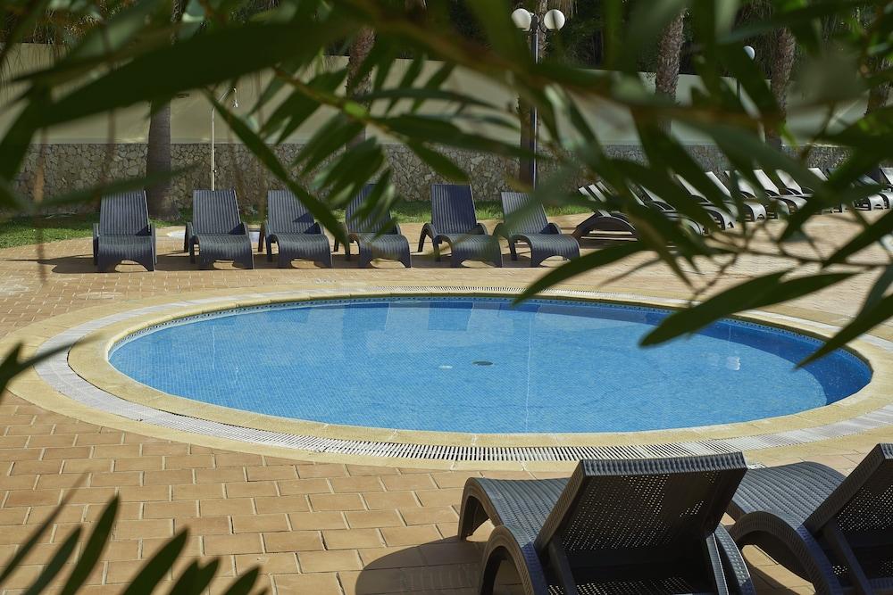 אפרטהוטל אלבופיירה Cheerfulway Balaia Plaza מראה חיצוני תמונה
