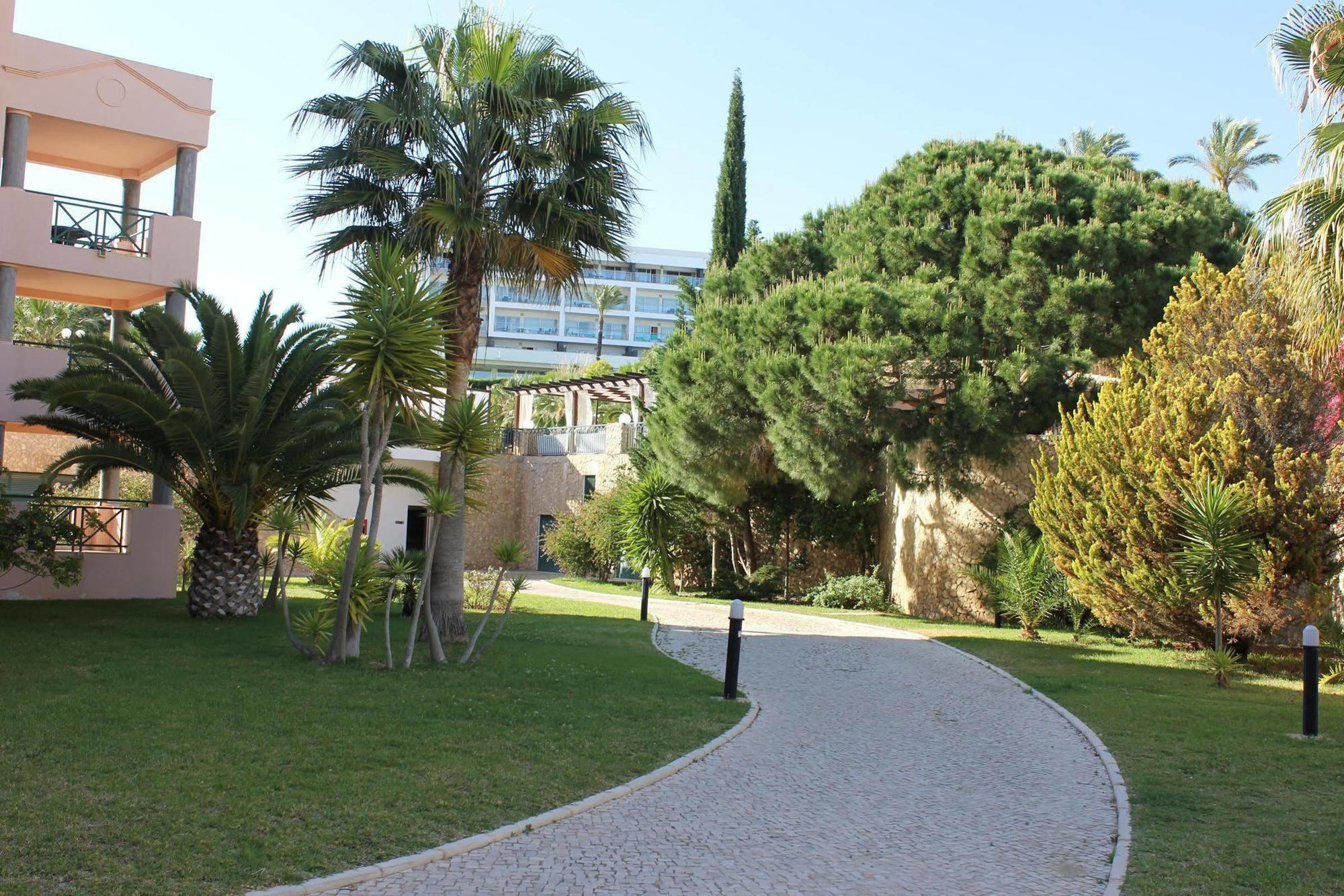 אפרטהוטל אלבופיירה Cheerfulway Balaia Plaza מראה חיצוני תמונה