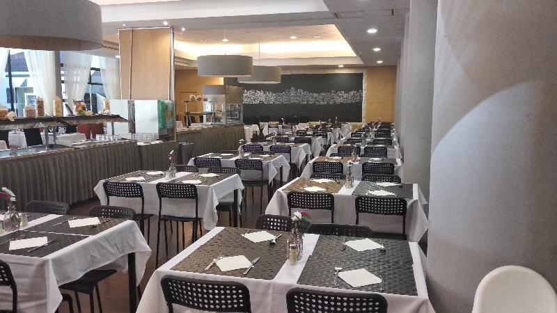 אפרטהוטל אלבופיירה Cheerfulway Balaia Plaza מראה חיצוני תמונה